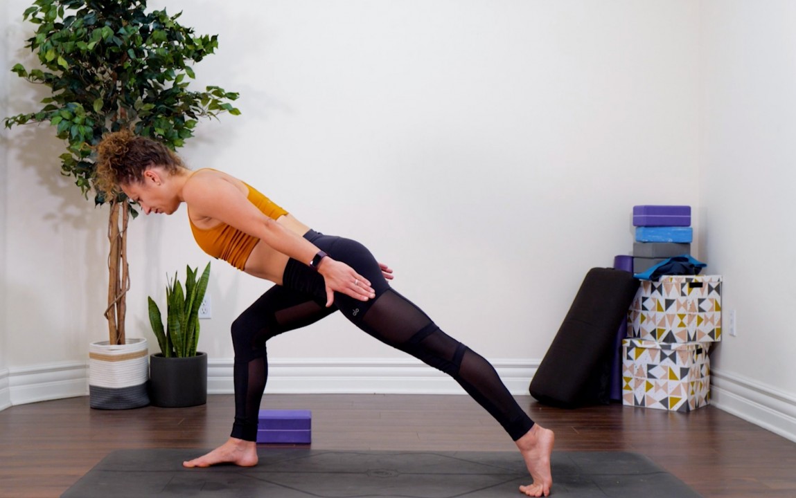Yoga Quickie Energizer - Online Yoga Class Taught by Jessica Oldfield | Practyce.com