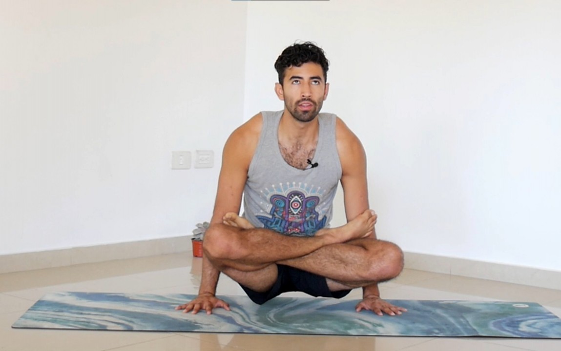 Aprende Padmasana flor de loto