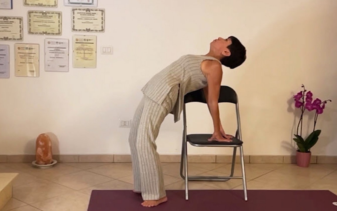 Yoga con la Sedia  - Lezione 5