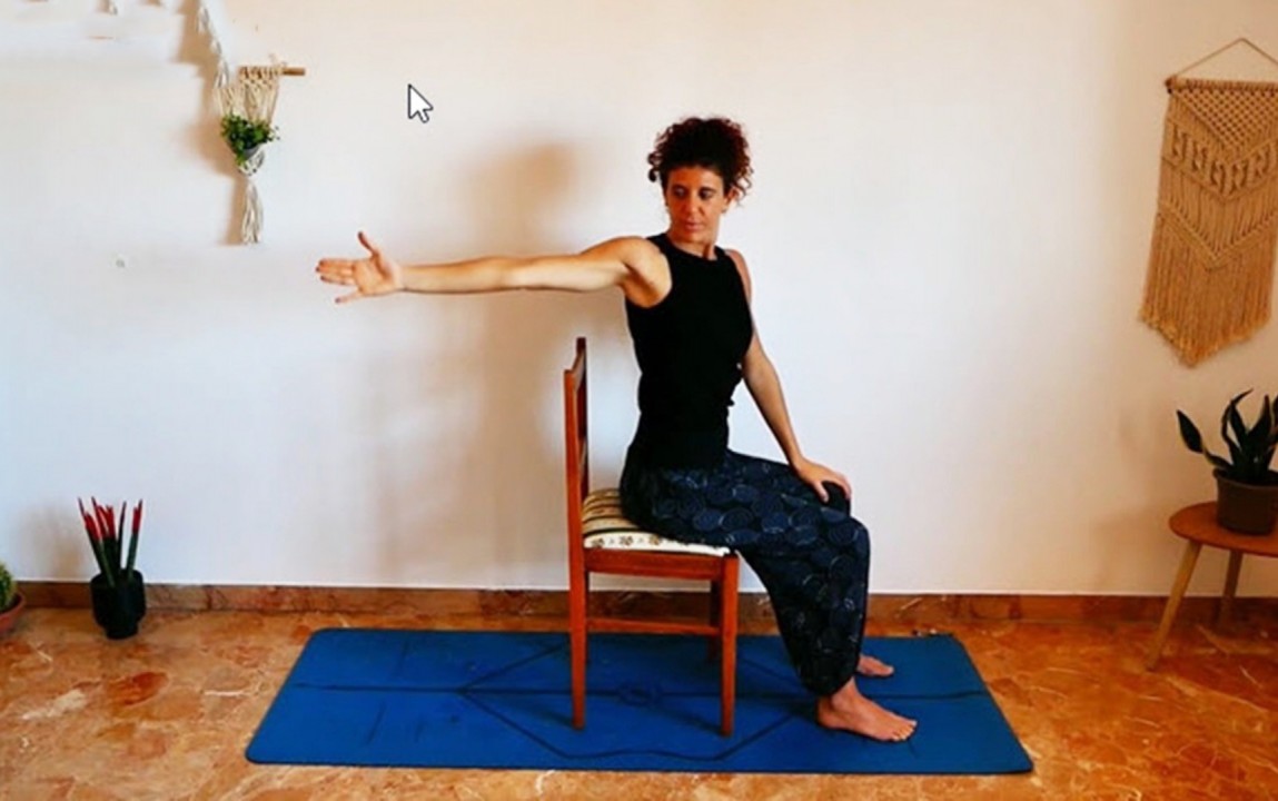 Yoga sulla Sedia